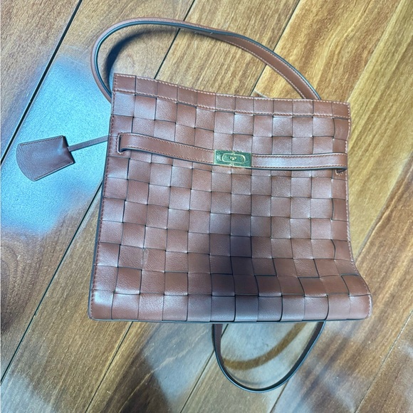 Tory Burch Lee Radziwill Woven Leather Shoulder Bag in Brown with Gold Hardware - Picture 4 of 6